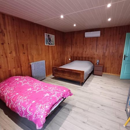 Ferienwohnung Le Pouyet Saint-Lattier Exterior foto